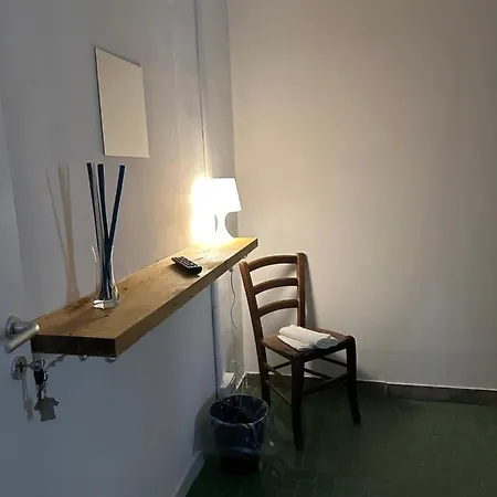 Bed & Breakfast Al Civico 5 *